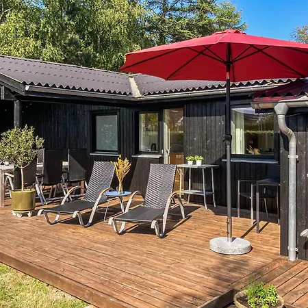 Holiday home Stunning In With House Sea View *